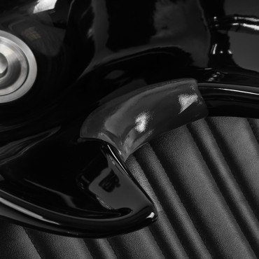 Lava-Cabezas para Barberos Gabbiano Patrizio Negro — detalle del reposabrazos