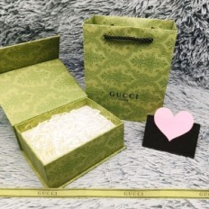 Gucci-laukku ja laatikko gucci vihreä pahvi nauha 165x65x125mm