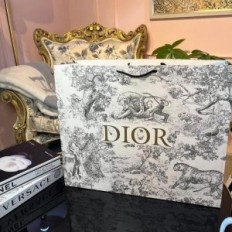 Dior Dior Bag Dlaždice De De Jouy Tygři a lesní zlaté logo Černé prémiové rukojeti