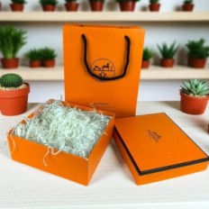 Cadeaubon Hermes tas en doos 145x145 mm oranje elegant