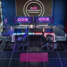 Metalni kut desk disk 127x127 cm crno s gornjim dijelovima ugljičnog vlakna