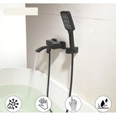 Černá vana vana Baitje se sprchovým koutem a výstavní headset