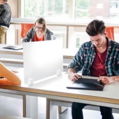 Incomplete acrylic desk walls with 60x40 cm clips. Ybaymy 4 pcs.