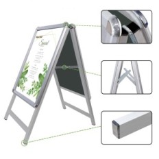 Newzealkids A2 reclame vulling. Dubbelzijdige aluminium stand voor posters