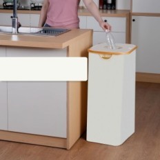 Brugt flaskebeholder med iGrow depositum med beige taske