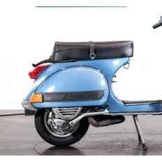 Rear trunk for scooter Vespa GTS / GTL / GTV / Super / HPE Artudatech black with handle