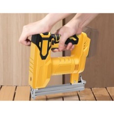 Wireless nailer 18ga 2in1 18V / 20V with 500 nails and 500 staples