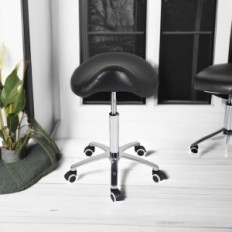 Saddles on wheels Antlu adjustable black exhibition