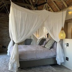 Canopy Cotton 100% on the Queen / King Bed Mosquito net