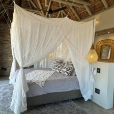 Canopy Cotton 100% on the Queen / King Bed Mosquito net