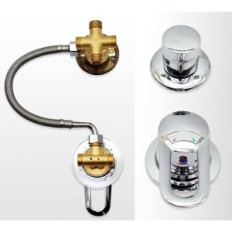 Afduur van de Douche van AFTER 2-5. Keramische uitgangen. Messing chroom. Tentoonstelling Chrome