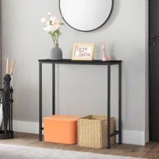 En smal konsol bord til hall og metal salon sort
