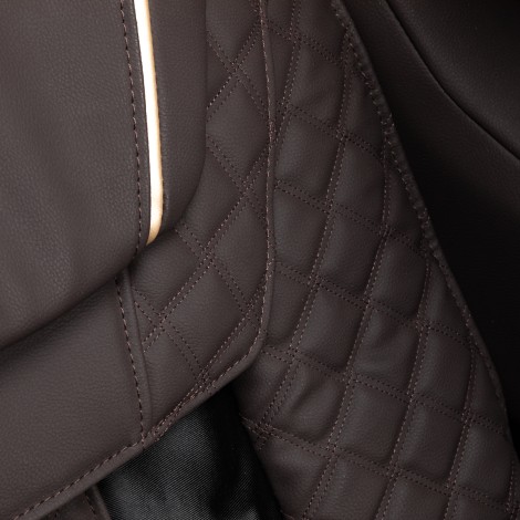 Sakura hierontatuoli 306A puu, nahkajäljitelmä — lähikuva istuimesta