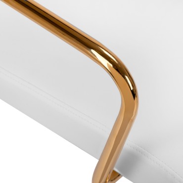 Sillón cosmético QS-OF211G oro gris claro — detalle del reposabrazos