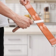 Sten til skarphed knive. Slibning. Professionel udgør. Kit til knive