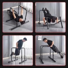 Training Handläufe hoch, um sich zu Hause zu tauchen. BICEPS-Training