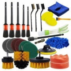 Detailing set. Skruvmejsel 27 el för att rengöra en bilborstplatta