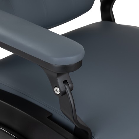 Fauteuil de barbier Gabbiano Francesco Graphite noir — gros plan accoudoir
