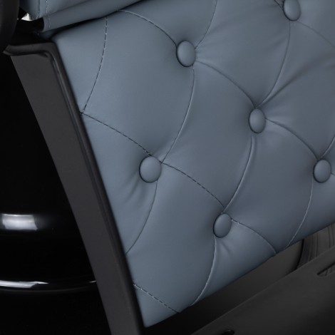 Gabbiano barber chair Francesco Black graphite — close-up of the backrest