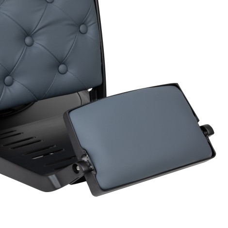 Gabbiano barber chair Francesco Black graphite — close-up of the armrest