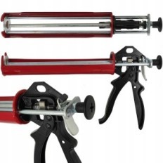 Squeezer Silikonimassat putkistossa