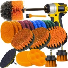 Cleaning brushes cleaning on a drill screwdriver paddy pad 23el