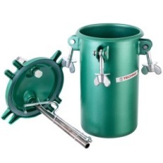 4L-Tank aus dem Aggregat Pt 2.5. Malen Sie den Tank mit einem Verrückten