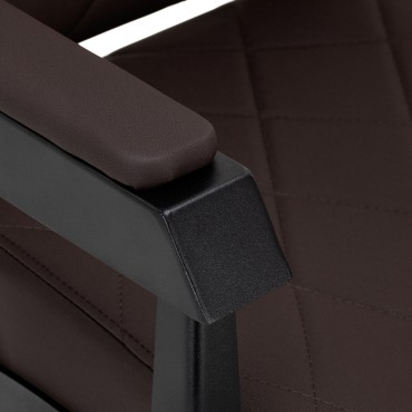 Gabbiano Barberstuhl Bruno Braun mit schwarzem Gestell — Detailaufnahme Armlehne