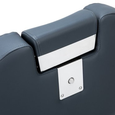 Poltrona da barbiere Gabbiano Bruno blu acciaio con base grigia — primo piano della testa