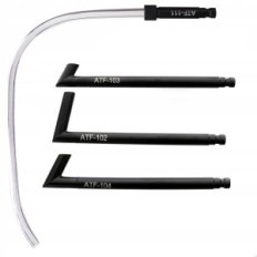 En uppsättning LT-QX10326 oljebyteadaptrar i en automatisk växellåda