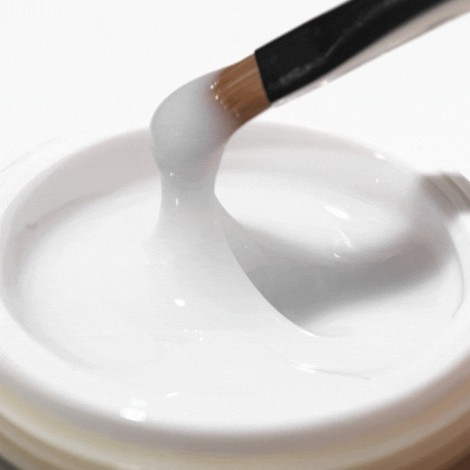 OCHO NAILS Stavebný gél biely 30 g — detail povrchu