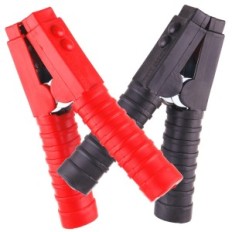 Un set di 2x morsetti di avviamento 1000A Blades di batteria di rana