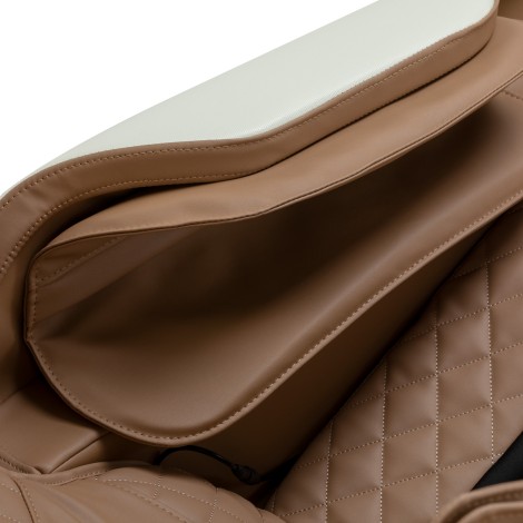 Sakura Luxury 808 Massagesessel Weiß und Beige — Detailaufnahme Armlehne