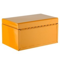 Metal Tool Box. Työkalut työkaluille. Järjestäjä iso punainen