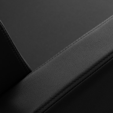 Fauteuil de coiffure Gabbiano Elda noir — gros plan accoudoir