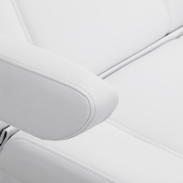 Poltrona cosmetica Azzurro Lux con 3 motori e riscaldamento bianca — primo piano del bracciolo