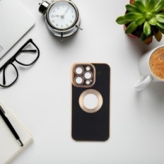 Případ pro iPhone 13 Pro W369 černý