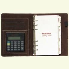Organizátor Kryt 07 13 x 19 cm s Kalkulačkou 27B Red Ors-07BK / W P