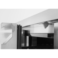 Tavolo refrigerato con 4 cassetti e un aggregato in acciaio inossidabile. Profi Line 280 l - Hendi 233764