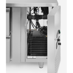 Mesa refrigerada con 4 cajones y un agregado de acero inoxidable. Línea PROFI 280 L - Hendi 233764