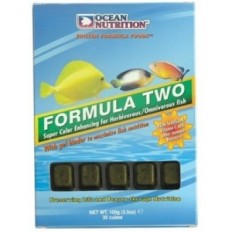 Auf der Formel zwei 100g gefrorene Lebensmittel