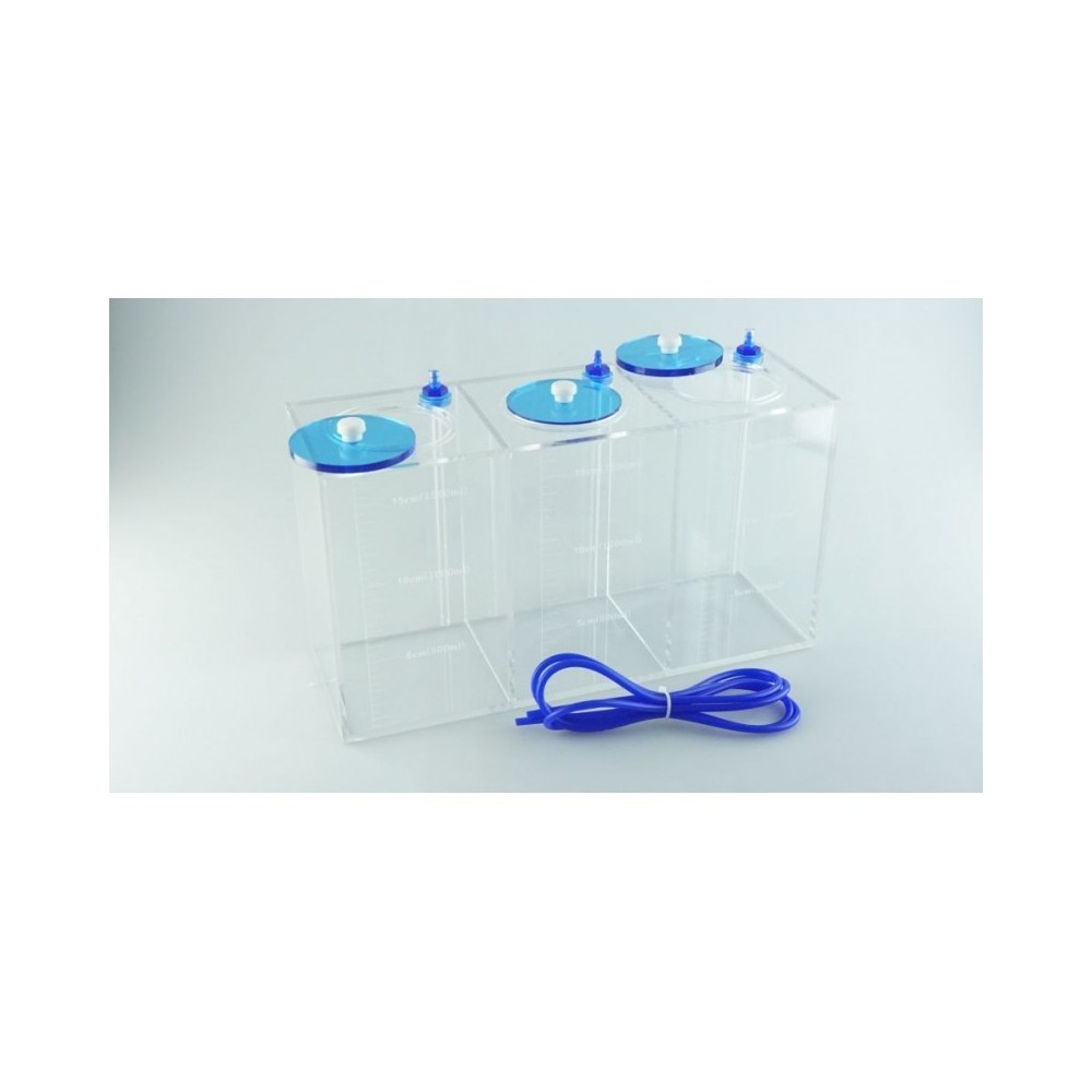 Triple container. Liquid tank with a container of 4.5 liter (3x1,5L)