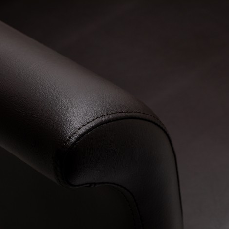 Gabbiano Lucca stolac za frizerski salon smeđi — detaljni prikaz naslona za ruke