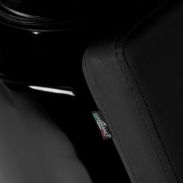 Gabbiano Vitoria hairdressing wash unit black — close-up of the label