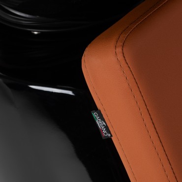 Gabbiano Vitoria brown hairdressing wash unit — close-up of the label