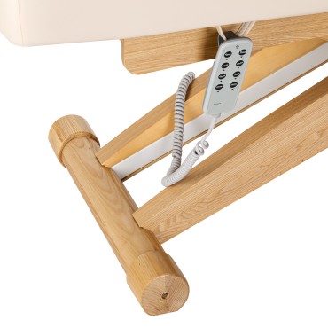 Fauteuil SPA Sillon Siesta crème avec base bois clair — gros plan base