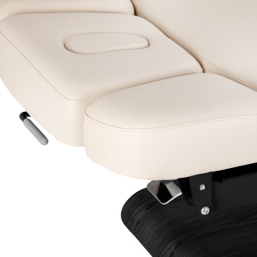 SPA-liggstol Sillon Relax krämfärgad med svart bas — närbild av sits