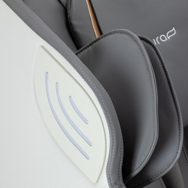 Poltrona massaggiante 3D Sakura Maximus 809 bianco e grigio — primo piano del bracciolo