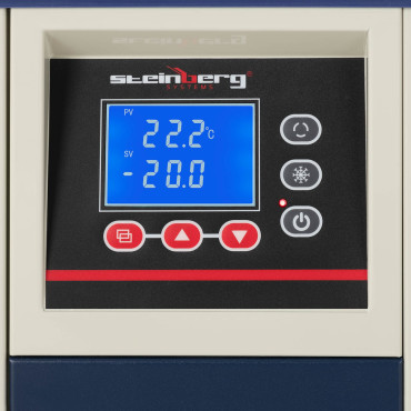 Laboratorijas dzesēšanas ķēde temperatūrai -20 - 20 C 20 L / min 495 W