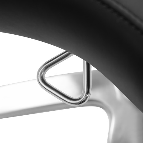 Omega Supremo swivel chair black — close-up of the armrest